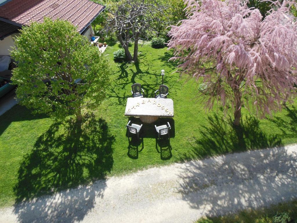 Barbarossa Farm stay *