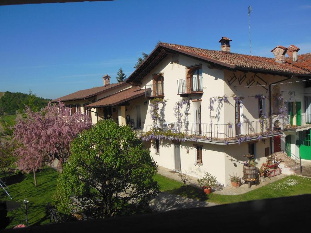 Farm stay Barbarossa Dogliani